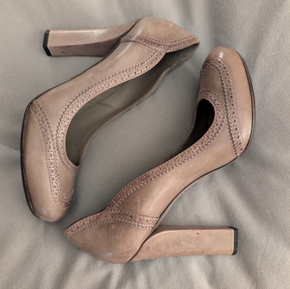[RARE] Gucci Saddle Soft Tamponato New Fango Heels